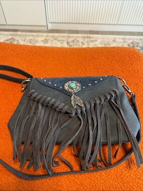 Boho Fringe Crossbody Bag with Turquoise Accent - Gray